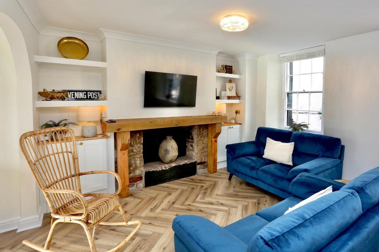Cwm Seren - Luxury Apartment 克里克豪厄尔 外观 照片